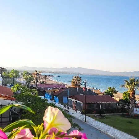 Aparthotel Jimmy's Nea Poteidaia