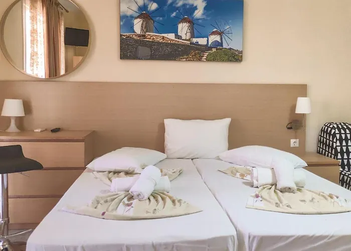 Jimmy's Apartahotel 4*